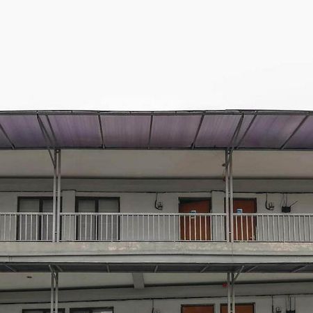 Laponca Residence Pondok Cabe Syariah Redpartner Buaran ภายนอก รูปภาพ
