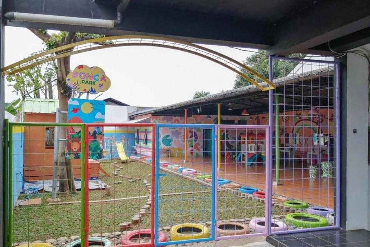 Laponca Residence Pondok Cabe Syariah Redpartner Buaran ภายนอก รูปภาพ